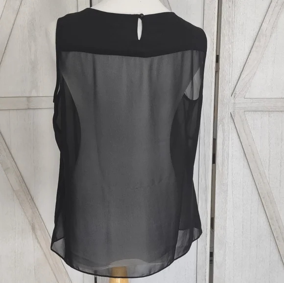 Loft Black Sleeveless Pleated Blouse - Picture 3 of 16